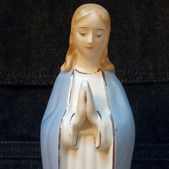 Vintage Mother Mary Madonna ceramic plant flower vase - Picture 3 of 12